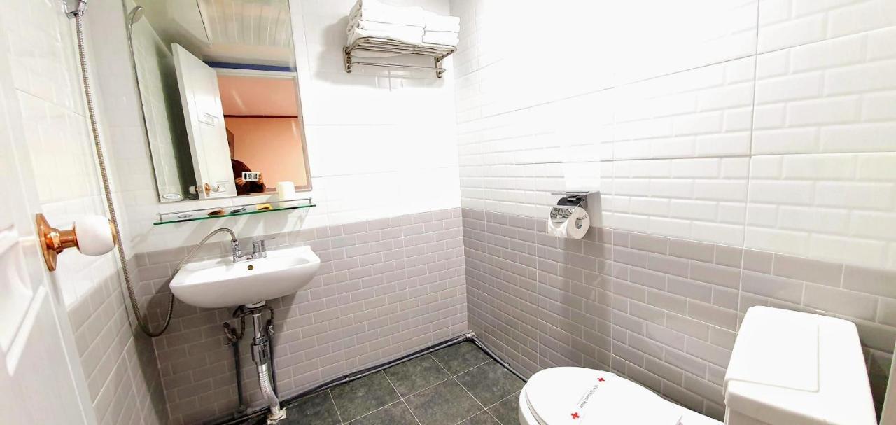New Sun Guesthouse Myeongdong Seul Exterior foto